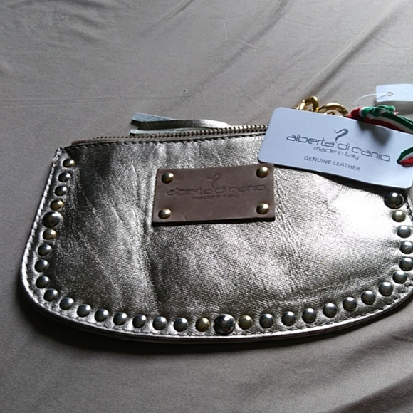 Wallet - Picture 1 of 4